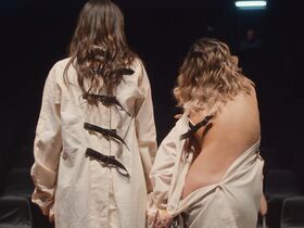 Лорена Компрату голая – Саманта! s02e05 (2019) #3