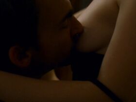 Хелен Маккрори голая – МатьОтецСын s01e02 (2019) #2