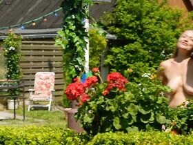 Стефани Госсгер голая – Офис s04e08 (2019) #3