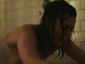 Фрэнки Шоу голая – Мамаша s02e05 (2019) #5