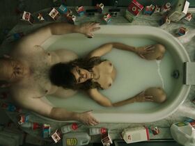 Фрэнки Шоу голая – Мамаша s02e02 (2019)