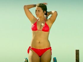 Юлия Топольницкая секси – Лови момент (2019) #1