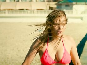 Юлия Топольницкая секси – Лови момент (2019) #11