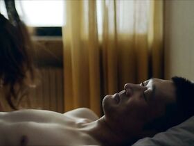 Мария Аскехаве голая – Обман s03e01-03 (2019) #4