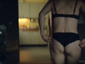 Мария Аскехаве голая – Обман s03e01-03 (2019) #5