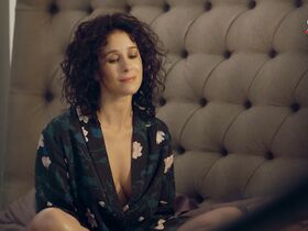 Ольга Сутулова секси – Содержанки s01e03 (2019) #6