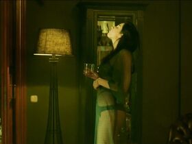 Катя Кабак голая – Вокально–криминальный ансамбль s01e14-15 (2019) #2