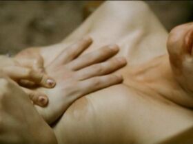 Юлия Скашт голая – Другая дверь (2005) #7