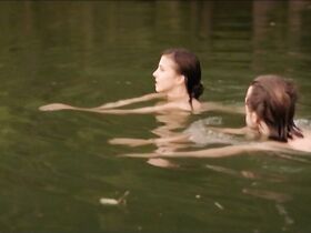 Айлин Тецель голая – Lost in the Living (2013) #3