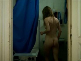 Элизабет Умлаут голая – Gehen am Strand (2013) #5