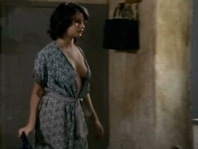 Марина Головин секси – Мегрэ s01e26 (1997) #5