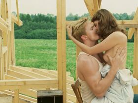 Миша Бартон голая – Замыкая круг (2007) #4