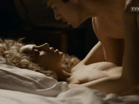 Юлия Росновская голая – Дороги свободы s01e03 (2018)