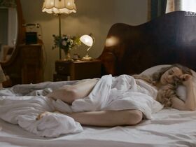 Юлия Росновская голая – Дороги свободы s01e03 (2018) #6