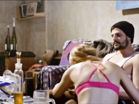 Амрей Хардт секси – The Bittersweet (2016) #6