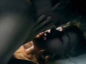 Юзефина Юнгман секси – Псалом 21 (2009) #6