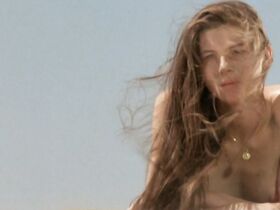 Бенедикт Лойен голая – Гаспар и Робинзон (1990)