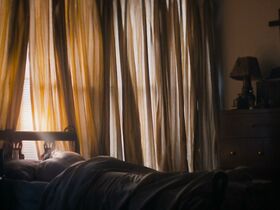 Сара Гадон голая – Октавио мёртв! (2018) #8