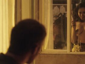 Энни Круз голая – Покрась это красным (2018)