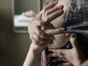 Адндис Хрёдн Эгильсдоттир голая – Воробьи (2015) #2