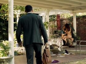 Нихан Гар голая – Коллекторы (2018) #5