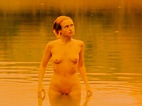 Ханна Клинто голая – Потеря сексуальной невинности (1999) #1