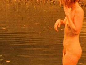 Ханна Клинто голая – Потеря сексуальной невинности (1999) #7