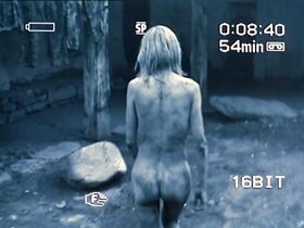 Ингеборга Дапкунайте голая – War (2002) #6