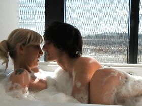 Мишель Бленч голая – Жизнь, любовь, страсть (2010) #2