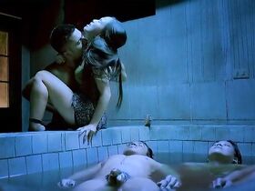 Элора Эспаньо голая – Чистилище (2016) #6