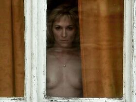 Соня Рихтер голая – Женщина, которая мечтала о мужчине (2010) #6