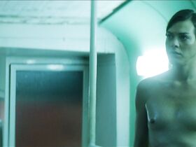 Даниэла Вега голая – Фантастическая женщина (2017) #8