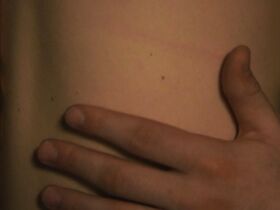 Клер Феттараппа секси – Внуки войны (2015)