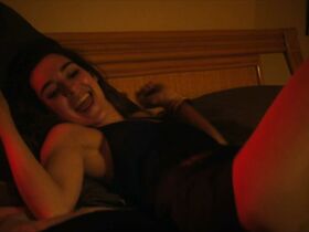 Хелен Кун секси – Marianne (2016) #6