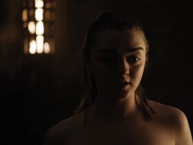 Мэйси Уильямс голая – Игра престолов s08e02 (2019) #1