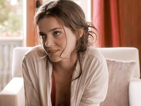 Роксана Мескида голая – Наше будущее (2015) #3