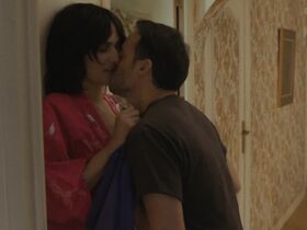 Клотильда Эм голая – Хрупкие плечи Дианы (2017) #3