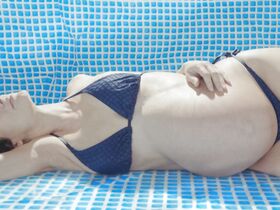 Клотильда Эм голая – Хрупкие плечи Дианы (2017) #4