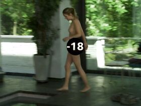 Лоранс Арне голая – Я, Мишель Г., миллиардер, властелин мира (2011) #3