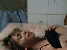 Виктория Абриль голая – Всадники рассвета s01e03 (1990) #9