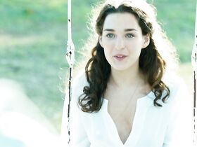 Хелен Кун голая – Крокодил из Ботсваны (2014) #2