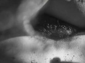 Элина Ловенсон голая – Боро в ящике (2011) #9