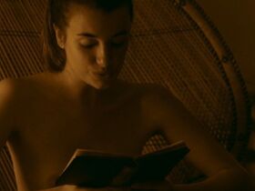 Камилль Клари голая – The Ones Who Stay (2016) #2