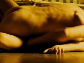 Камилль Клари голая – The Ones Who Stay (2016) #6