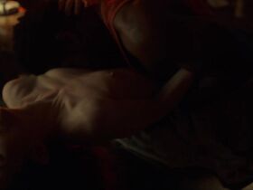 Эмили Браунинг голая – Американские боги s02e05 (2019) #1