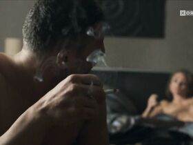 Лиза Поттхофф голая – Carneval — Der Clown bringt den Tod (2018) #2