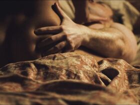 Ава Годет голая – Ангел зла (2009) #2