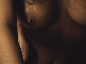 Ава Годет голая – Ангел зла (2009) #3