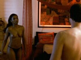 Сара Мартинш голая – Загадки вулкана s01e03 (2006)