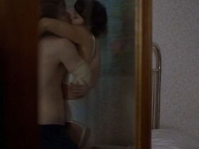 Яна Гладких секси – Отличница s01e07 (2017) #5